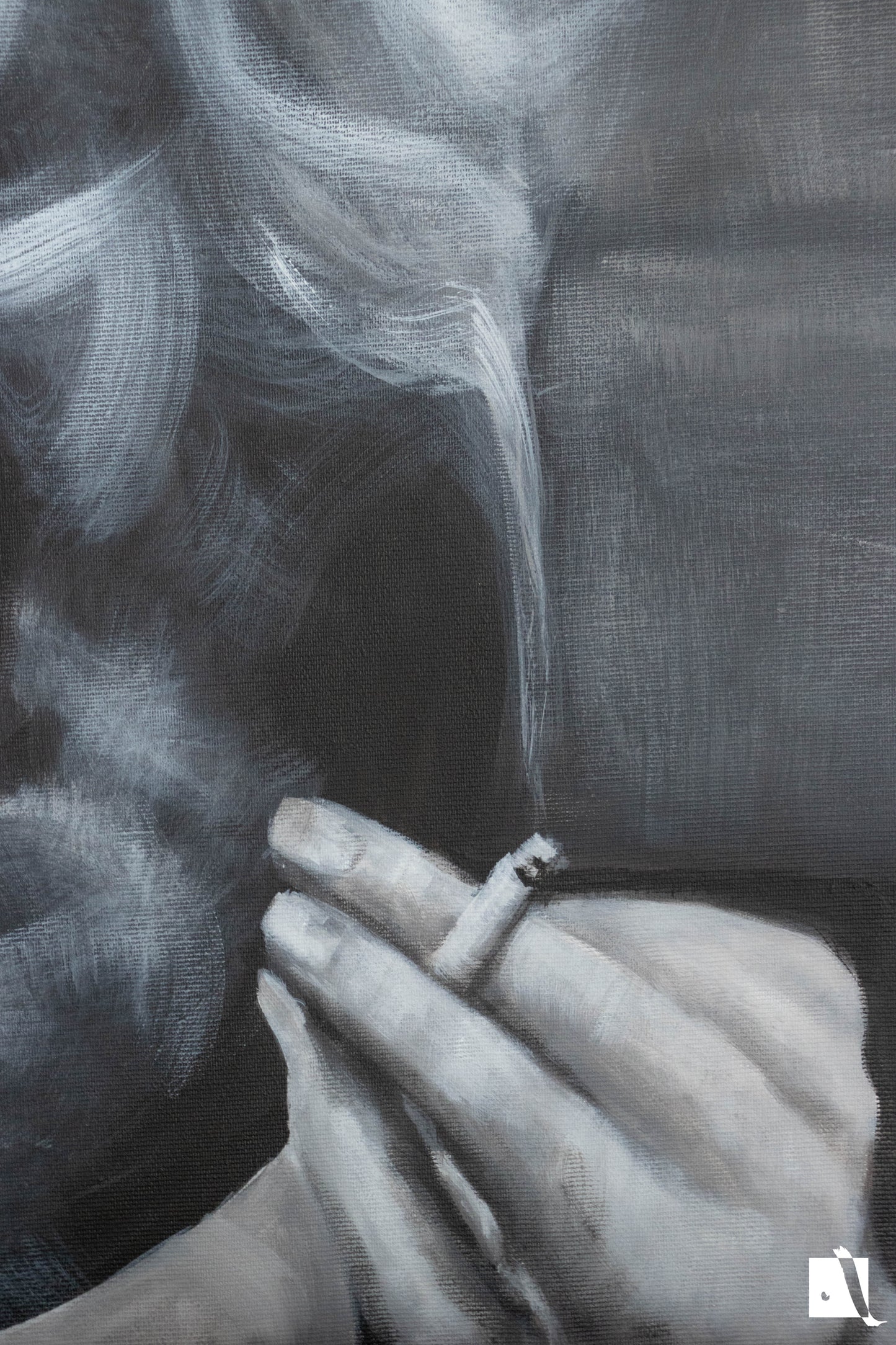 Pictura Manuala realista in acrilic, Femeie cu ciorapi vinil si tigara pe o canapea cu picioarele in sus, alb-negru