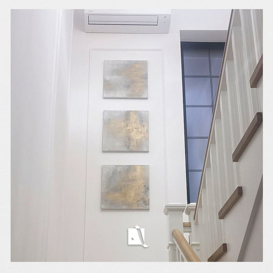 pictura in relief cu pasta de modelaj alb cu auriu metalic, set de 3 piese pe casa scarii