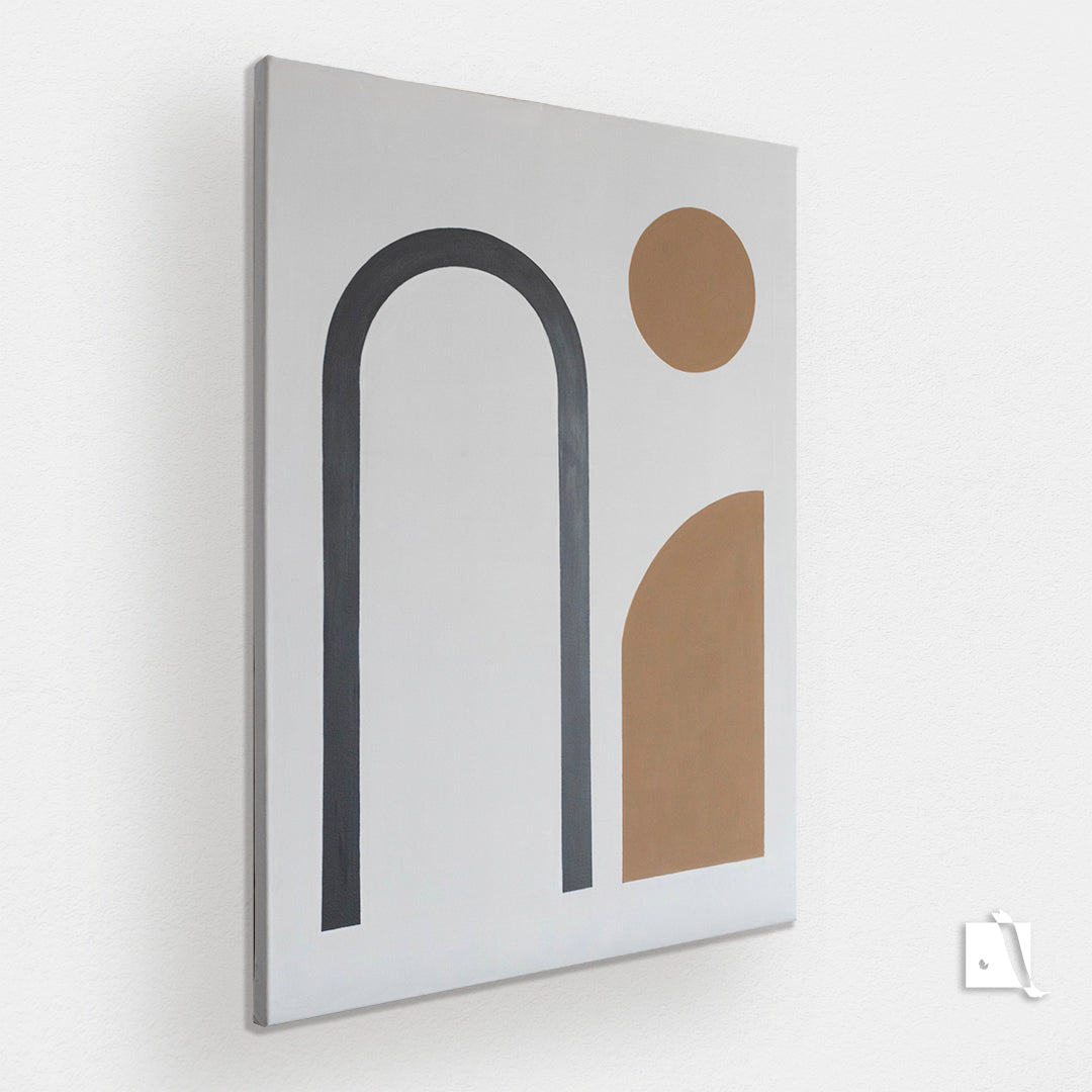 Pictura abstracta minimalista cu forme geometrice din vopsea acrilica, fundal alb, negru cu bej