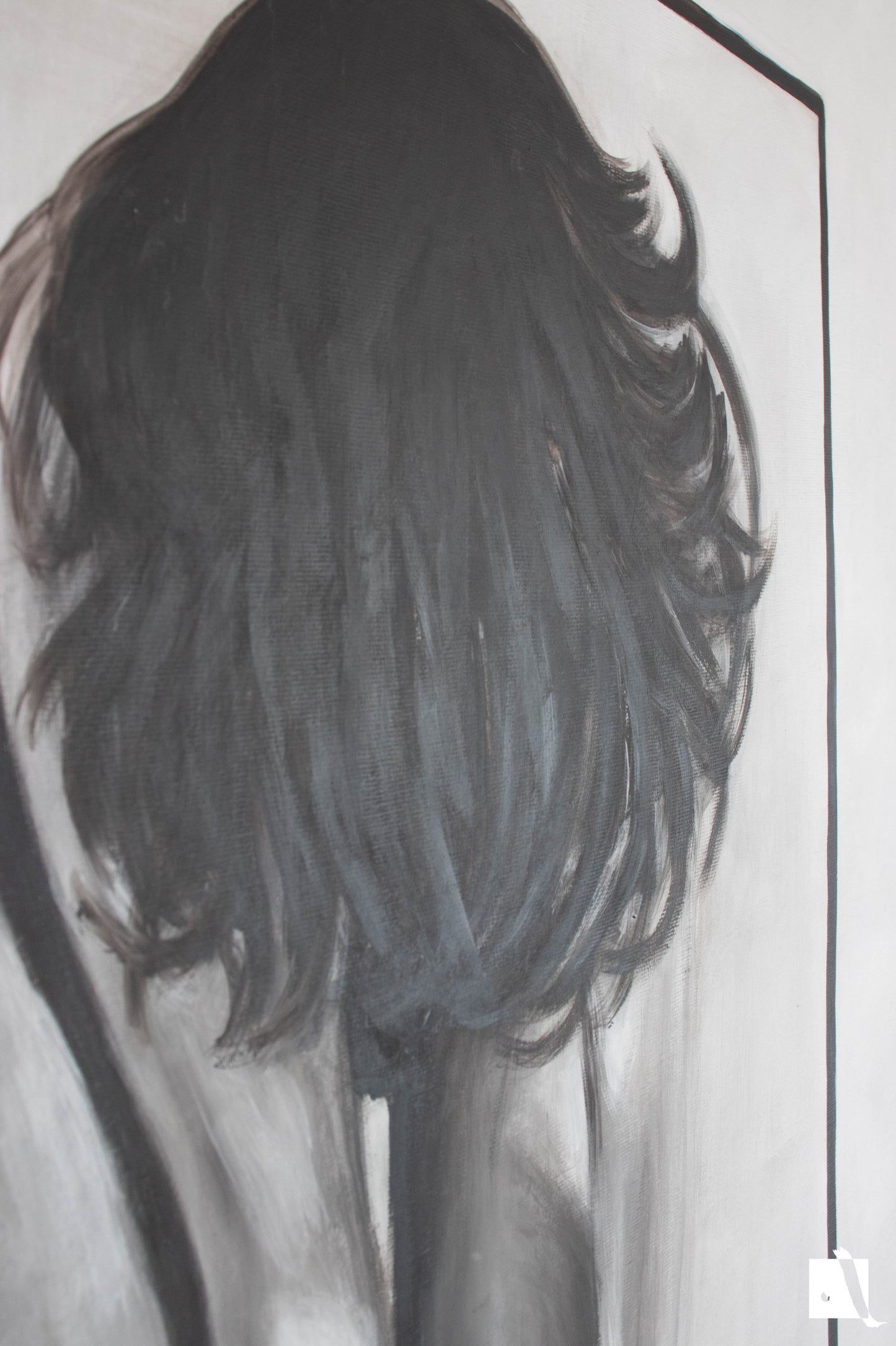 Pictura  minimalista cu figura femeie realistica ciorapi sexy si par lasat