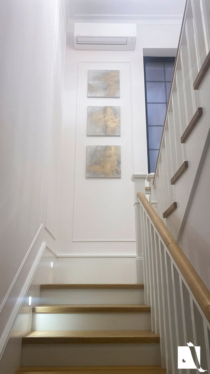 pictura in relief cu pasta de modelaj alb cu auriu metalic, set de 3 piese pe casa scarii